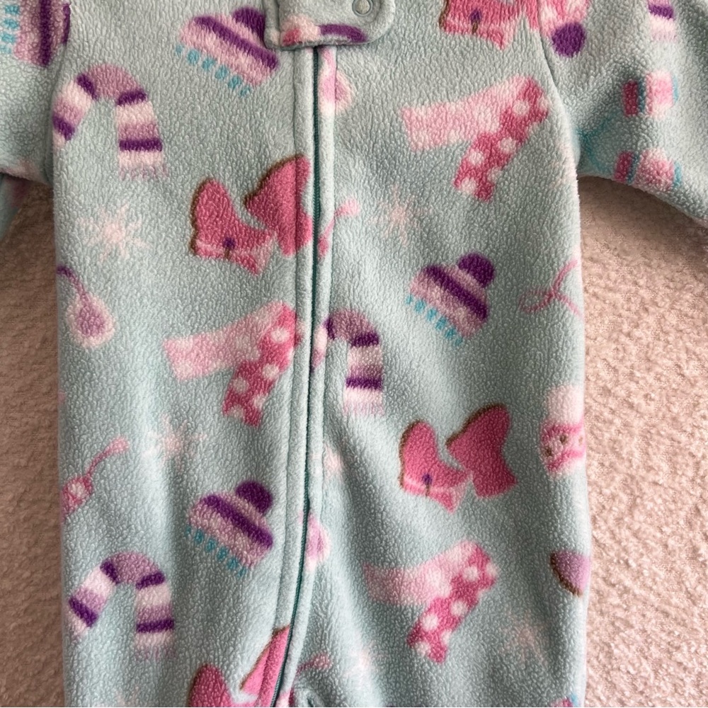 Babies R Us Vintage Baby Infant Fleece Winter Pajamas Size 3 Months - Picture 8 of 9